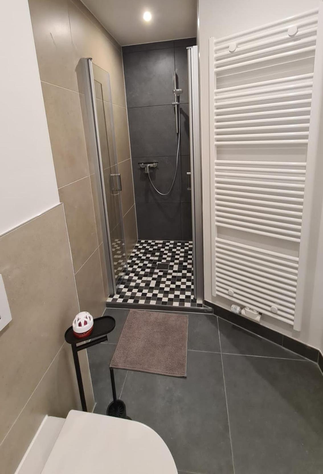 Ilz - Im Zentrum, Parkplatz, Kueche, Getrennte Betten Apartment